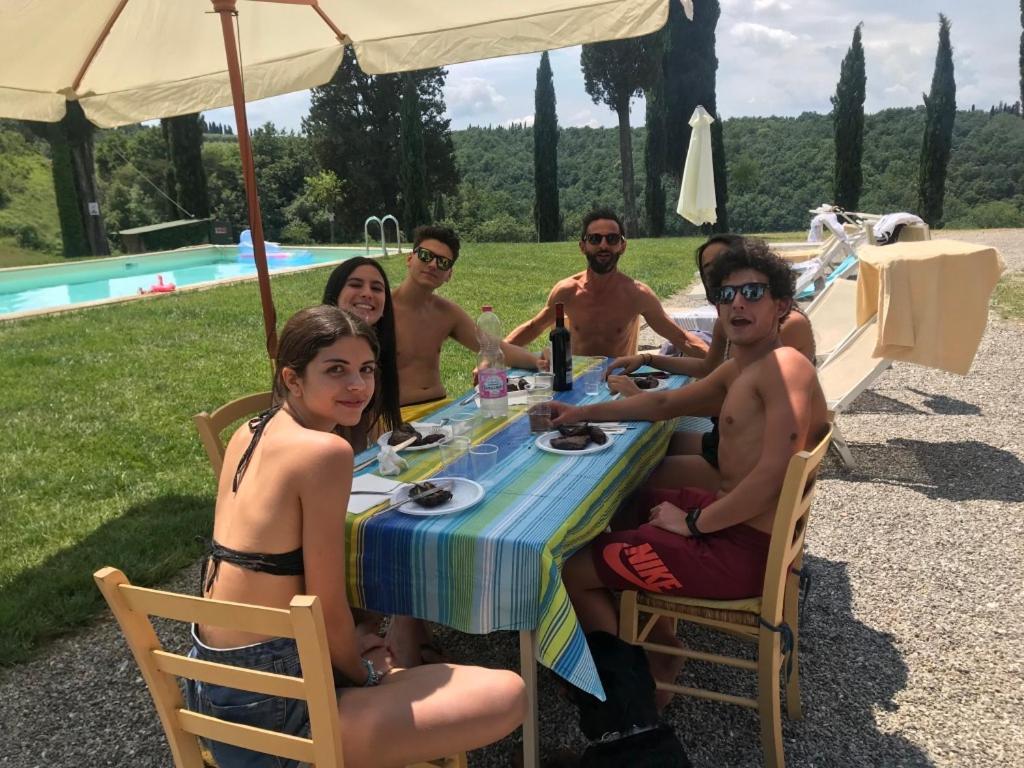 Casa Vacanze Podere Marilla Peccioli Экстерьер фото